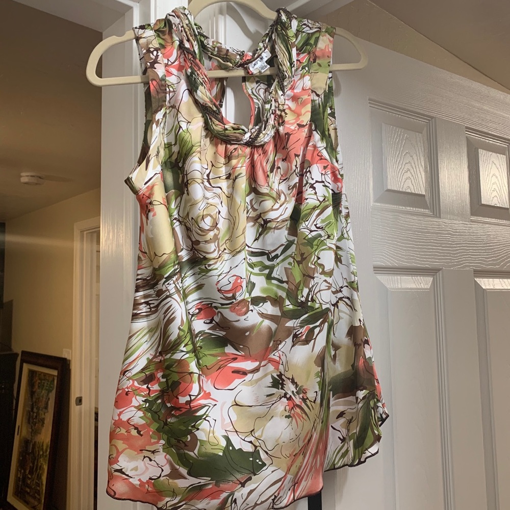 Business casual top